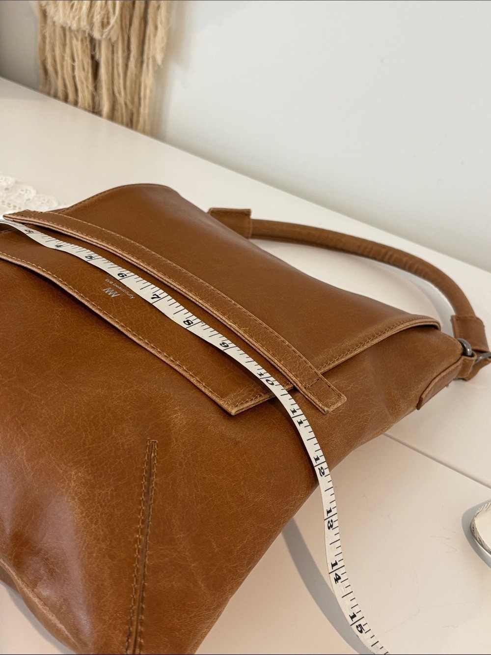 MATT & NAT envelope messenger bag satchel faux leather tan caramel colour - Picture 11 of 17